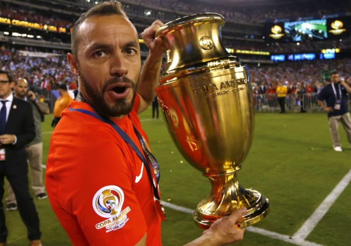 Marcelo Díaz podría volver a La Roja