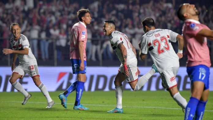 La UC cae nuevamente goleada ante Sao Paulo y se despide de Copa Sudamericana