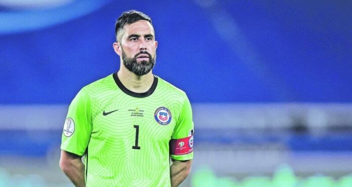 Claudio Bravo no asegura su continuidad en La Roja